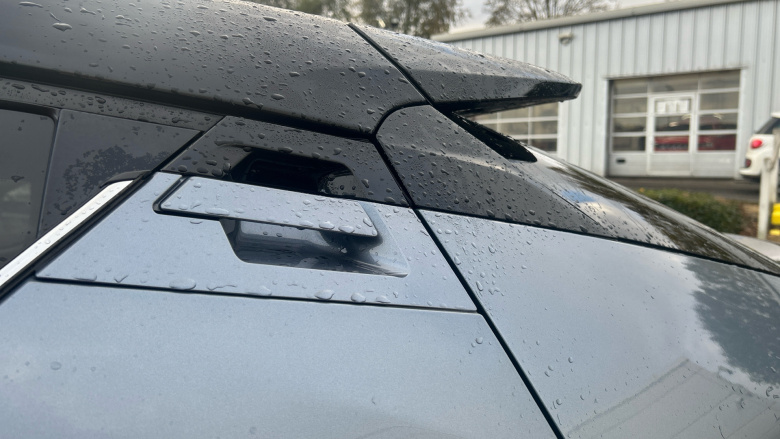 Toyota C-HR 1.8 Hybrid Dynamic 5dr CVT Hybrid Hatchback